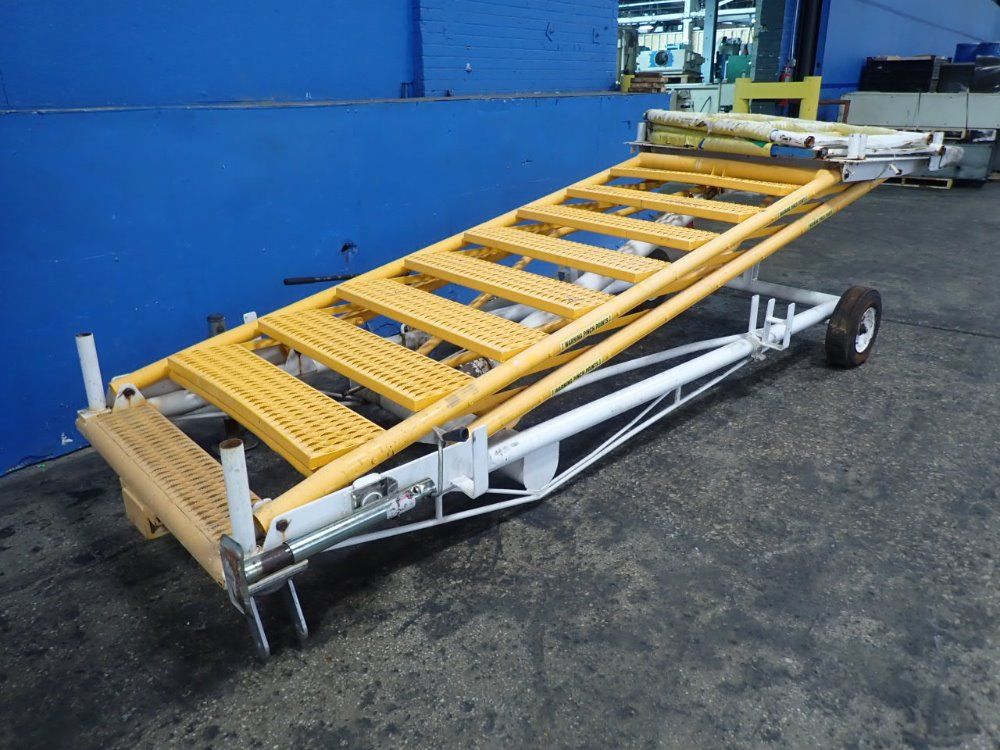 Aerostand Collapsible Aircraft Stairs