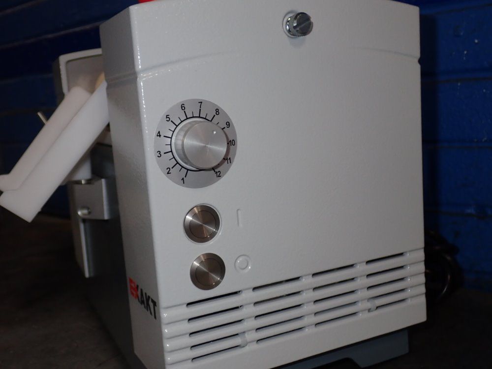 Exakt Advanced Technologies Exakt Advanced Technologies 50 Ec Three Roll Mill