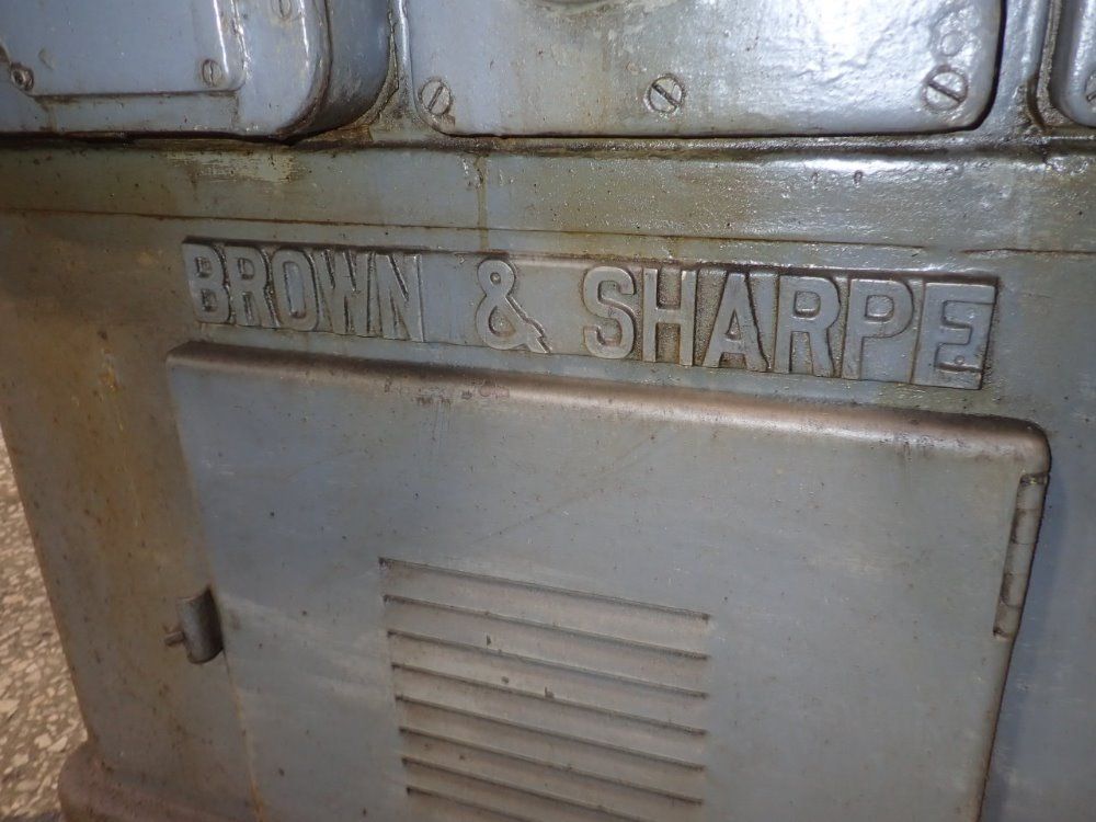 Brown & Sharpe Universal & Tool Grinder