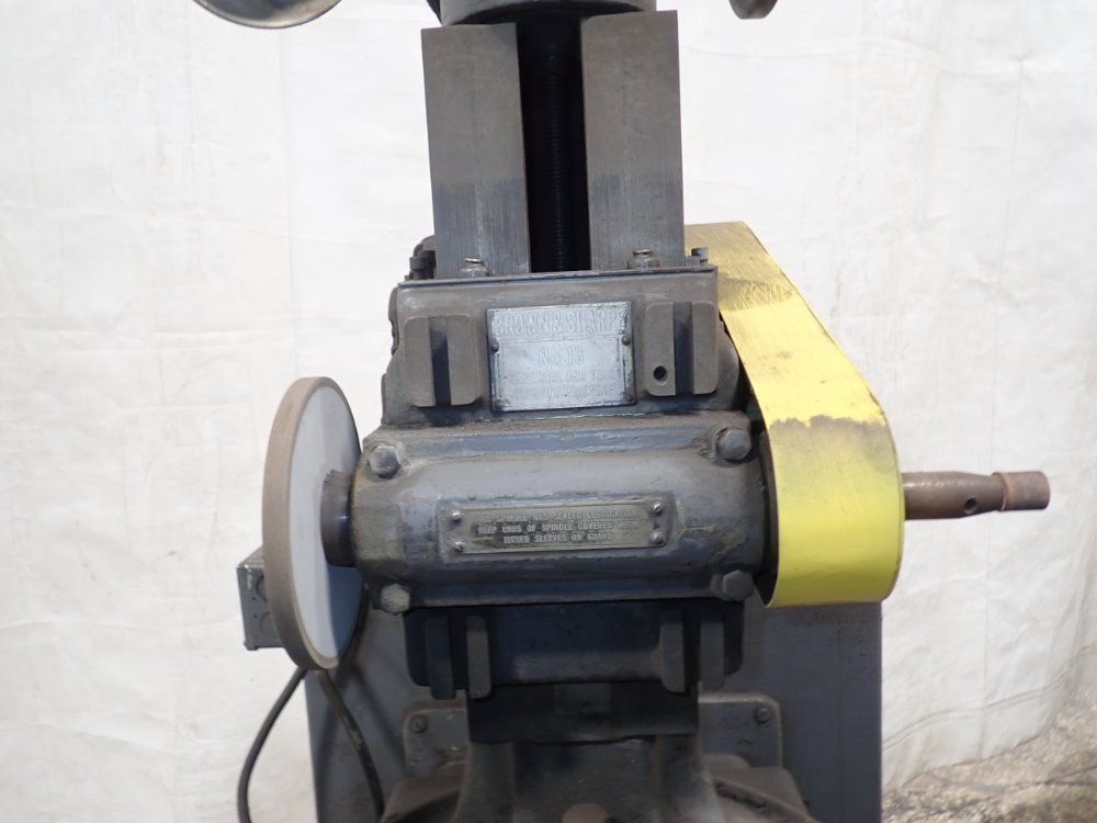 Brown & Sharpe Universal & Tool Grinder