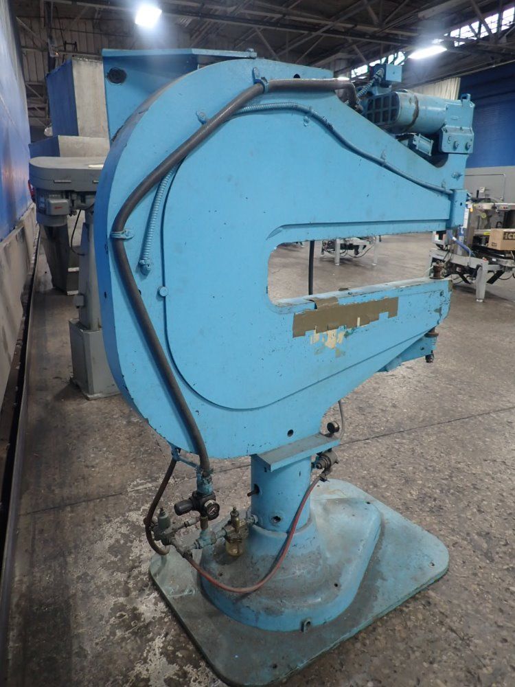 Chicago Pneumatic Compression Riveter