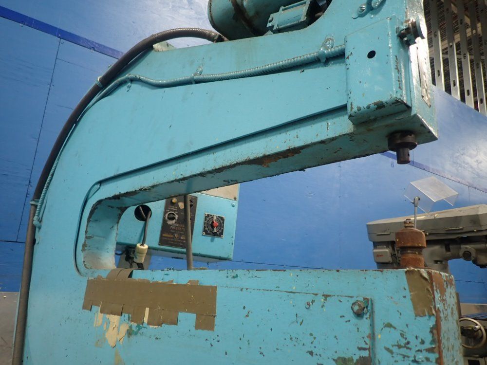 Chicago Pneumatic Compression Riveter