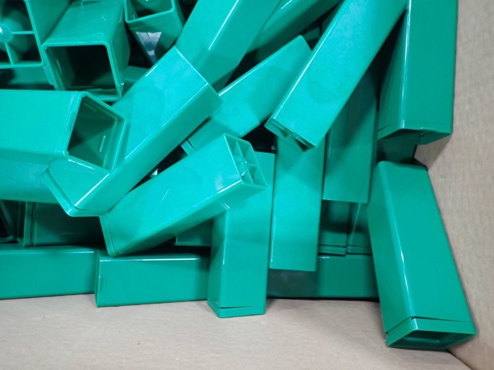 Plasel Centered Plugs