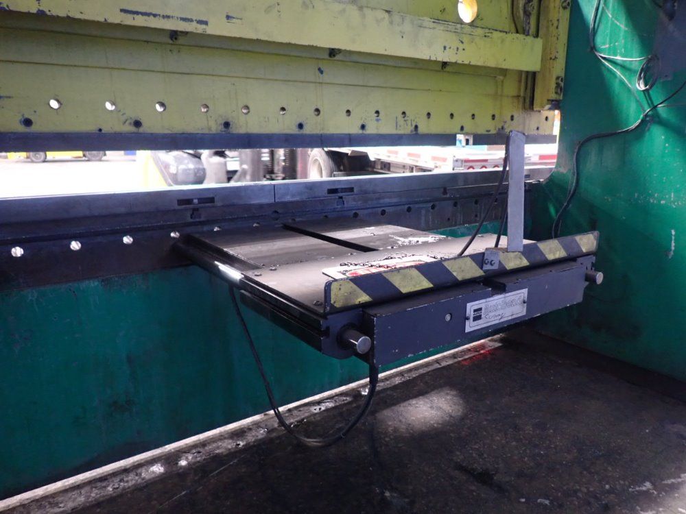 Cincinnati 225 / 150 Ton 144" 9 Series X 10 12' Press Brake - 9 Series X 10