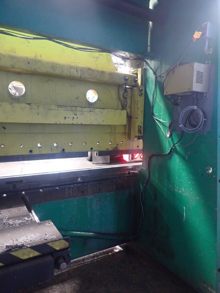 Cincinnati 225 / 150 Ton 144" 9 Series X 10 12' Press Brake - 9 Series X 10