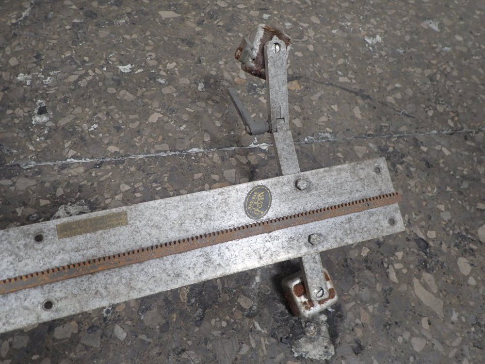 Bug-o System Welding Support