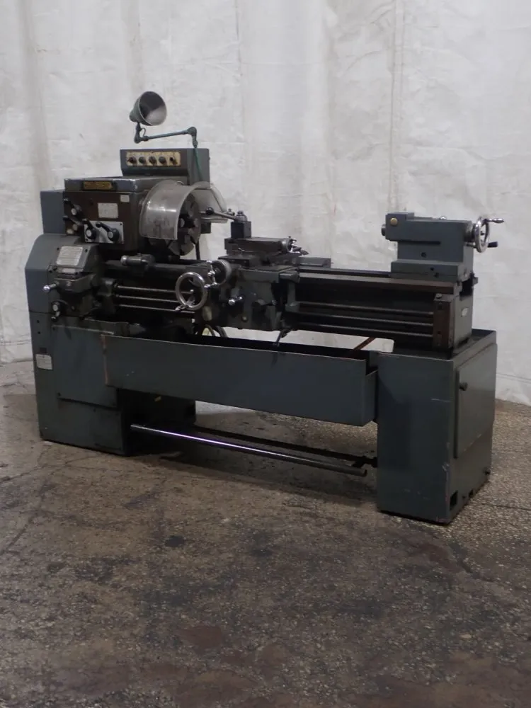 Whacheon Machinery 18" X 38" Wl-400 Lathe - Wl-400