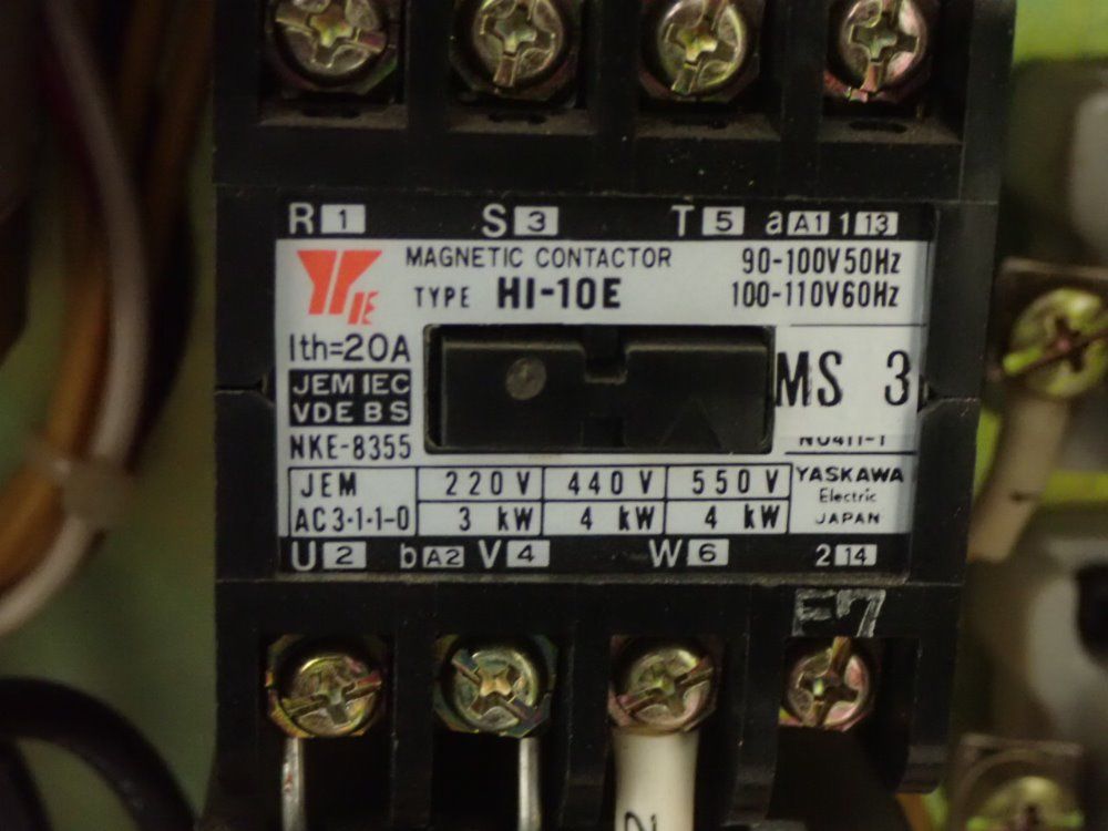 Whacheon Machinery 18" X 38" Wl-400 Lathe - Wl-400