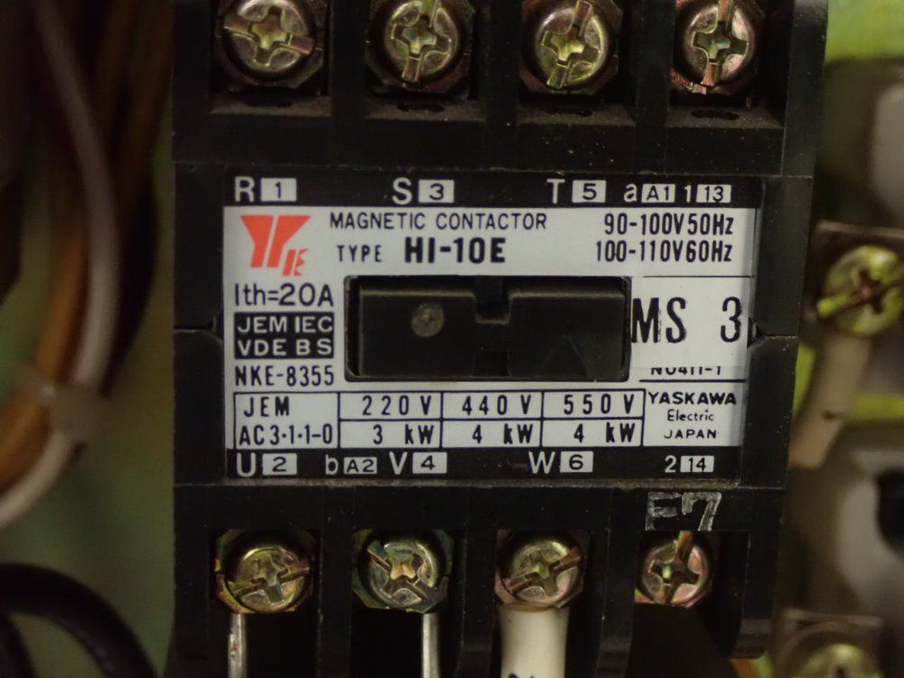 Whacheon Machinery 18" X 38" Wl-400 Lathe - Wl-400