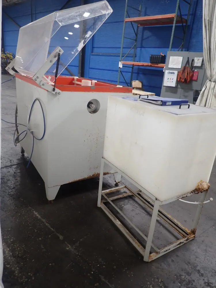 Singleton 29" X 47" X 35" Scch22 Corrosion Test Chamber - Scch22