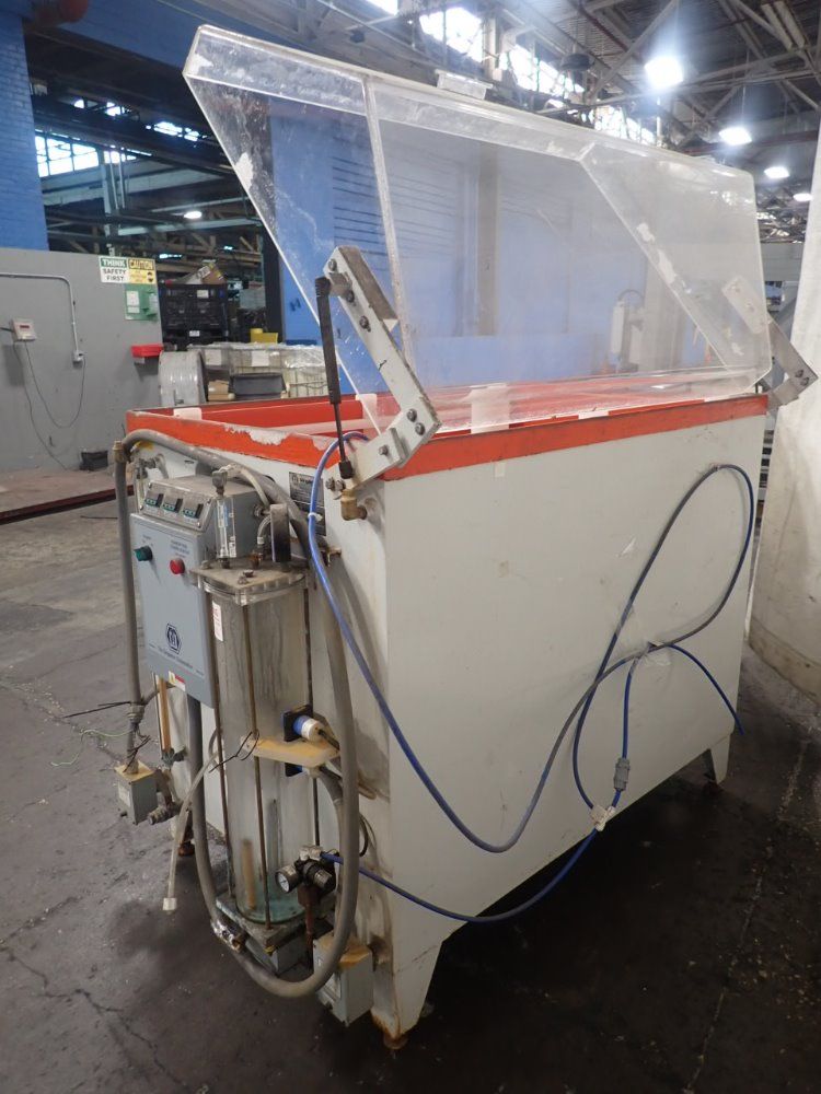 Singleton 29" X 47" X 35" Scch22 Corrosion Test Chamber - Scch22