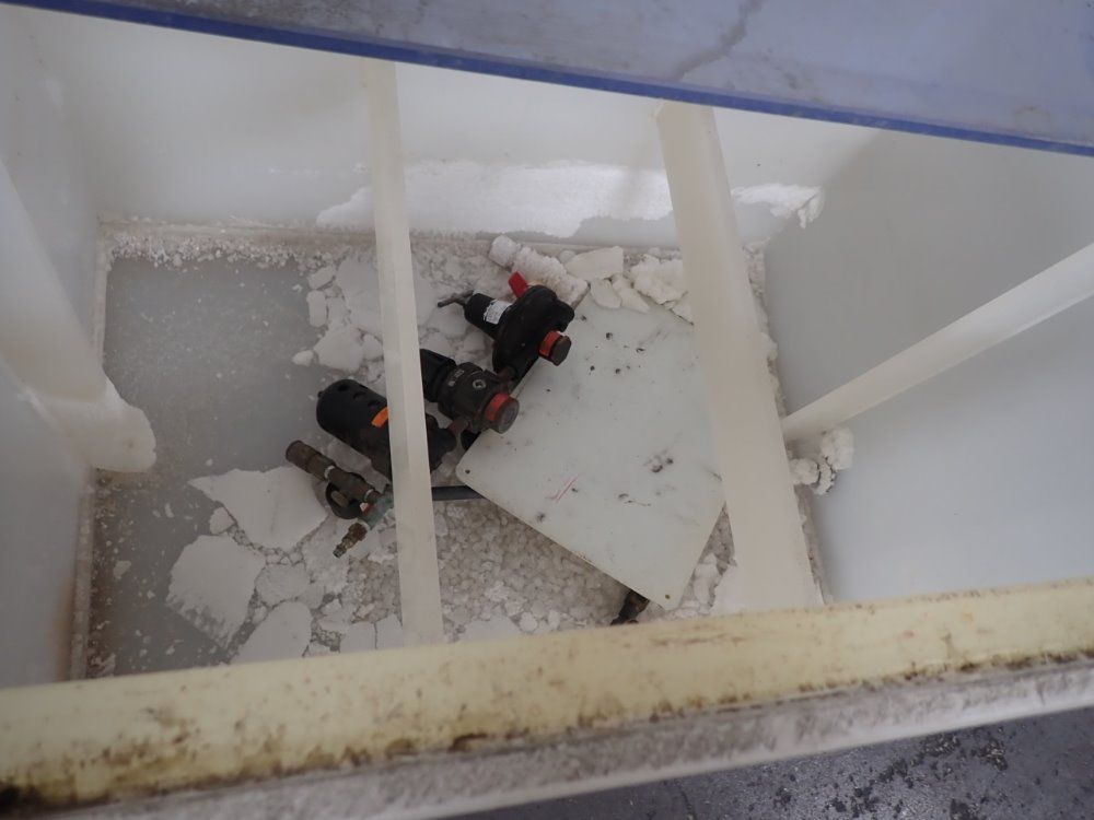 Singleton 29" X 47" X 35" Scch22 Corrosion Test Chamber - Scch22