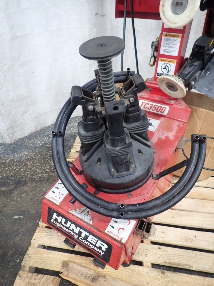Hunter Engineering Tire Changer