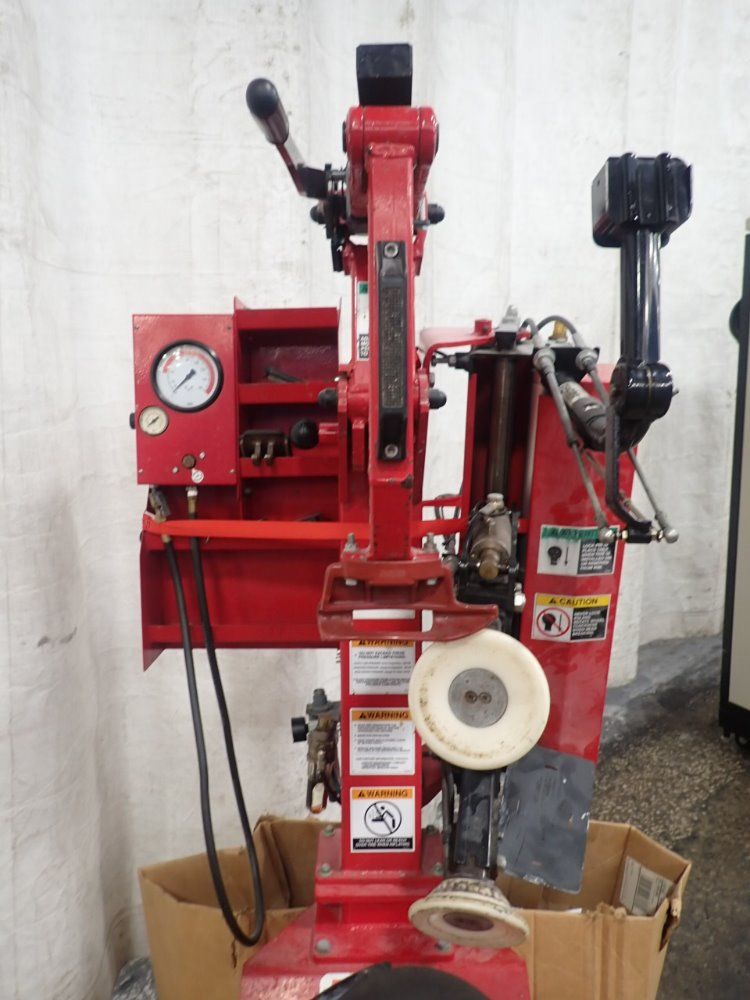 Hunter Engineering Tire Changer