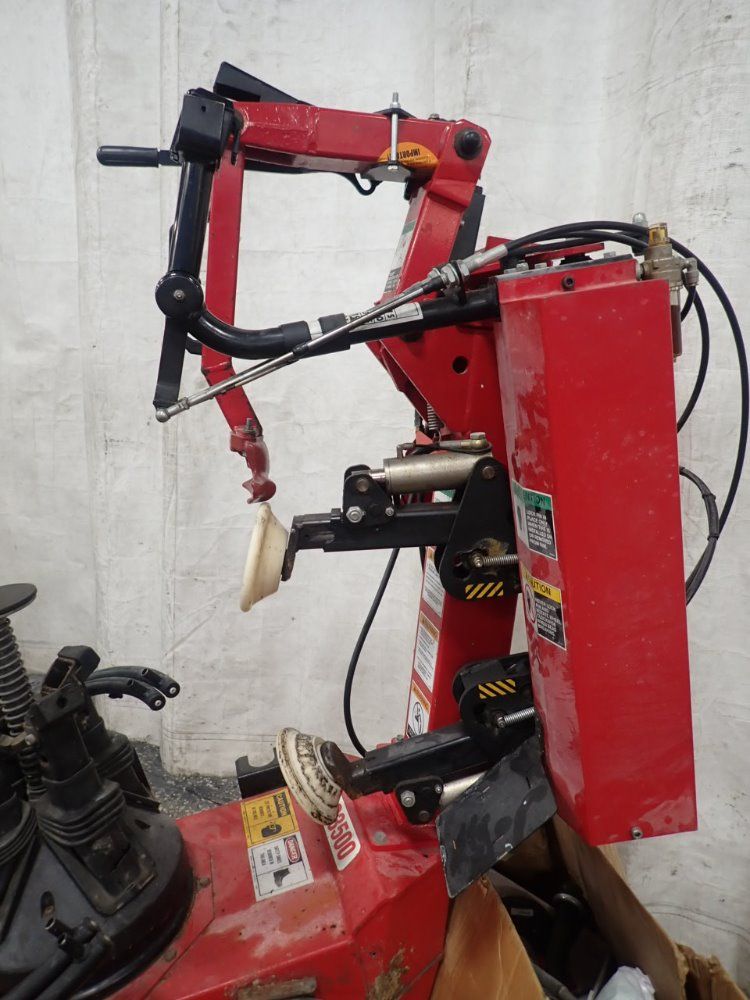 Hunter Engineering Tire Changer