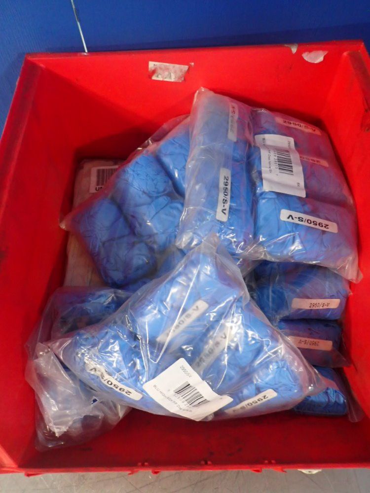 Blu High Disposable Gloves