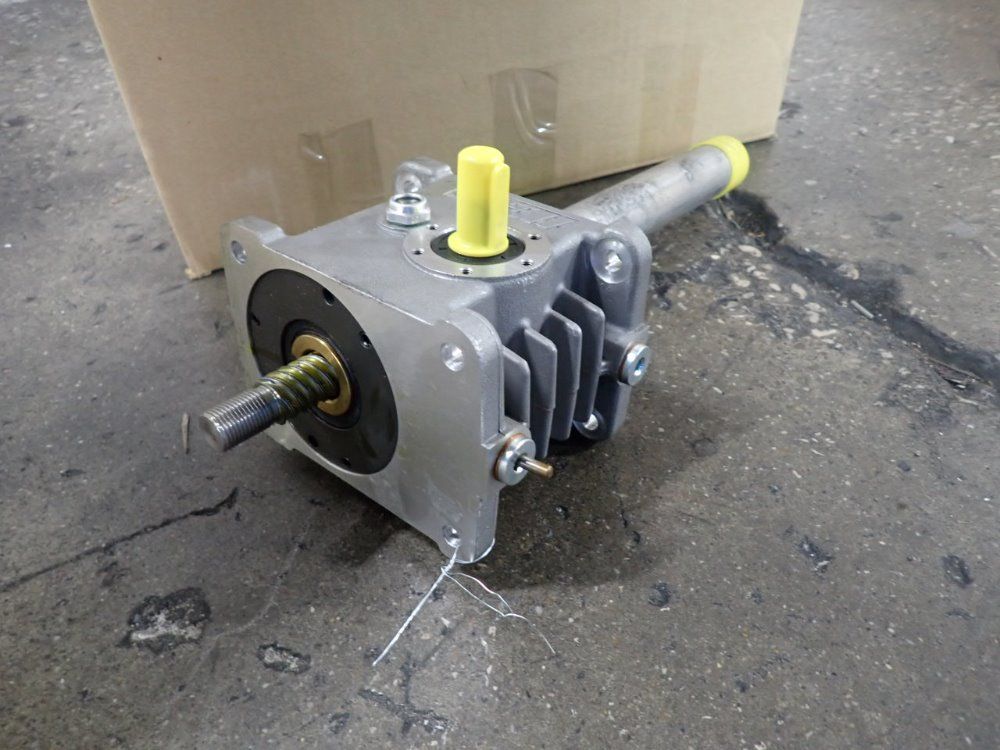 Pfaff Silberblau Jack Worm Gear Screw