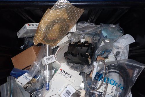 Allen Bradley / Keyence Electrical Components