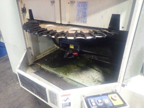 Makino 19 3/4" X 39" Cnc Vmc - V55