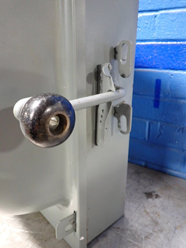 Suare D Company Non-fusible Disconnect