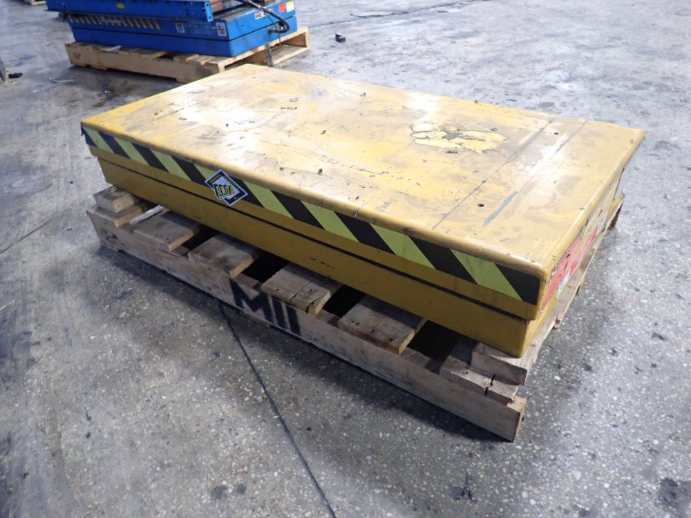 Ecoa Hydraulic Lift Table