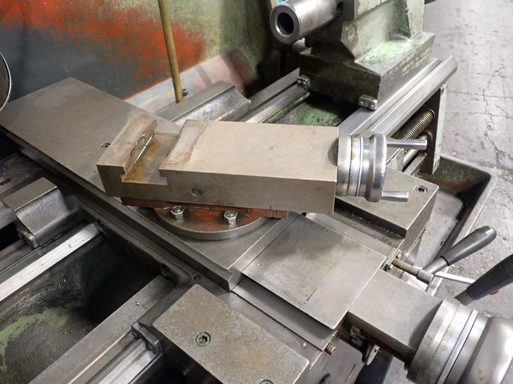 Clausing 17" X 35" Colchester 15 Lathe - Colchester 15