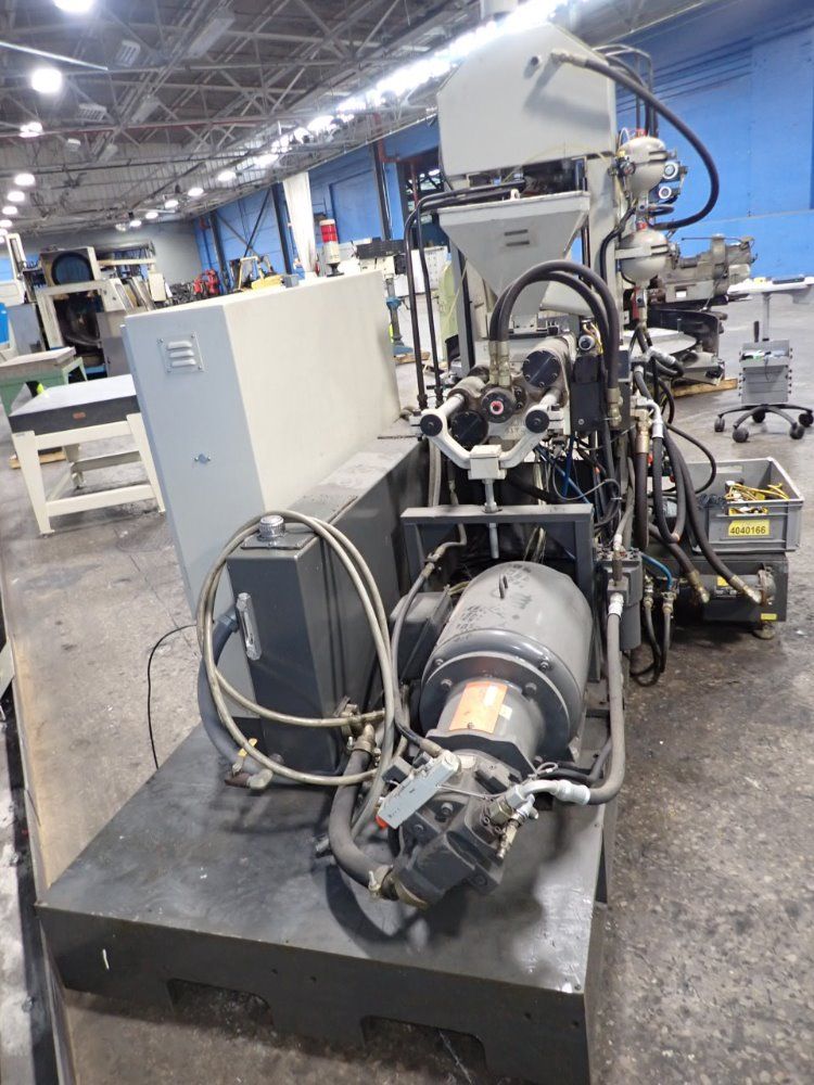 Cincinnati Milacron Vector Ch-70-r Vertical Injection Molder - Vector Ch-70-r