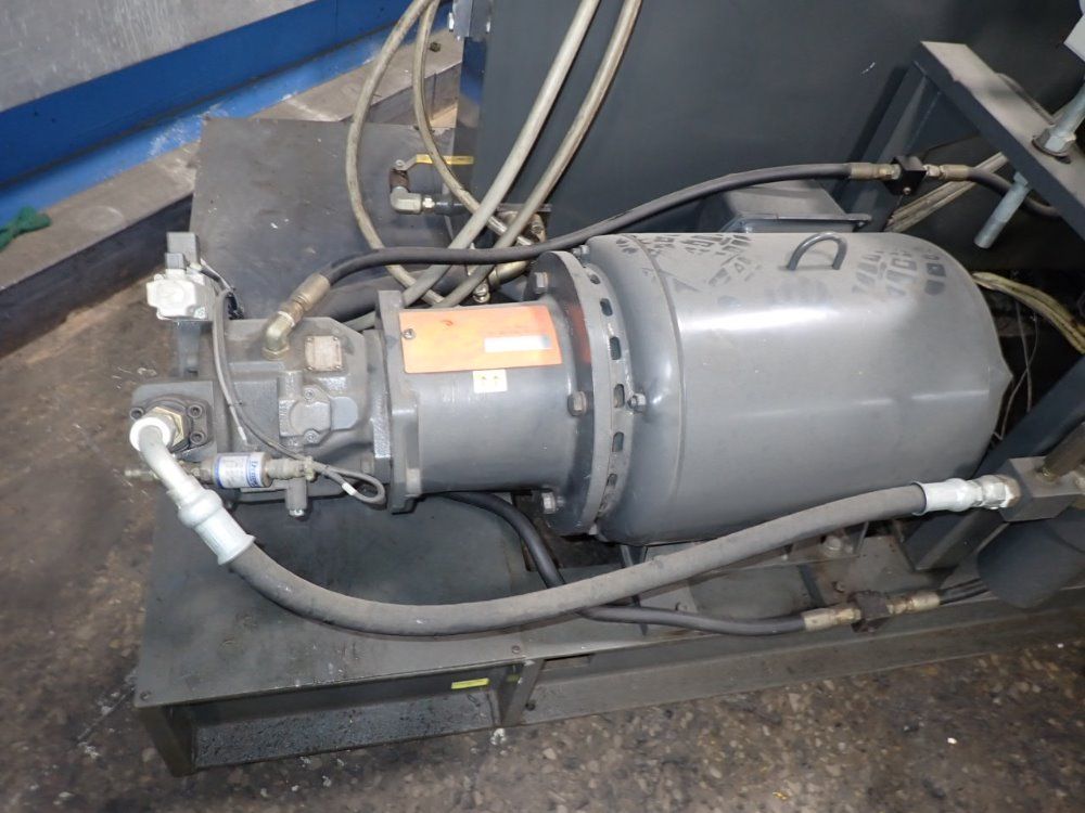 Cincinnati Milacron Vector Ch-70-r Vertical Injection Molder - Vector Ch-70-r