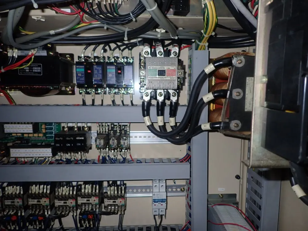 Okuma & Howa 19" X 43" Okuma M-511v Cnc Vmc - M-511v