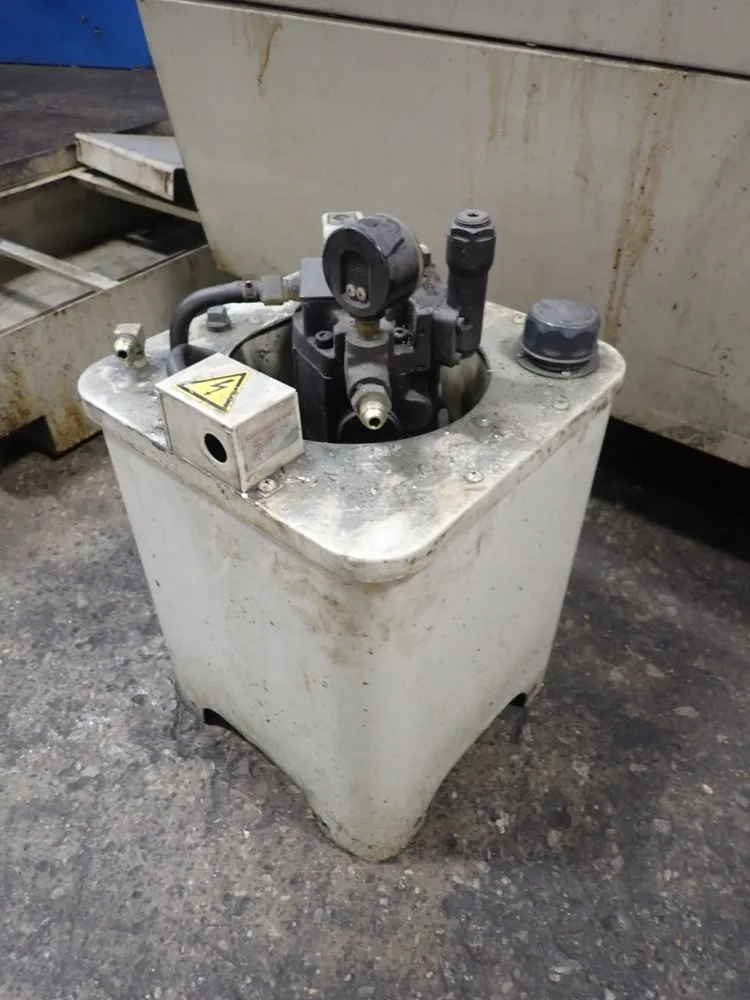 Okuma & Howa 19" X 43" Okuma M-511v Cnc Vmc - M-511v