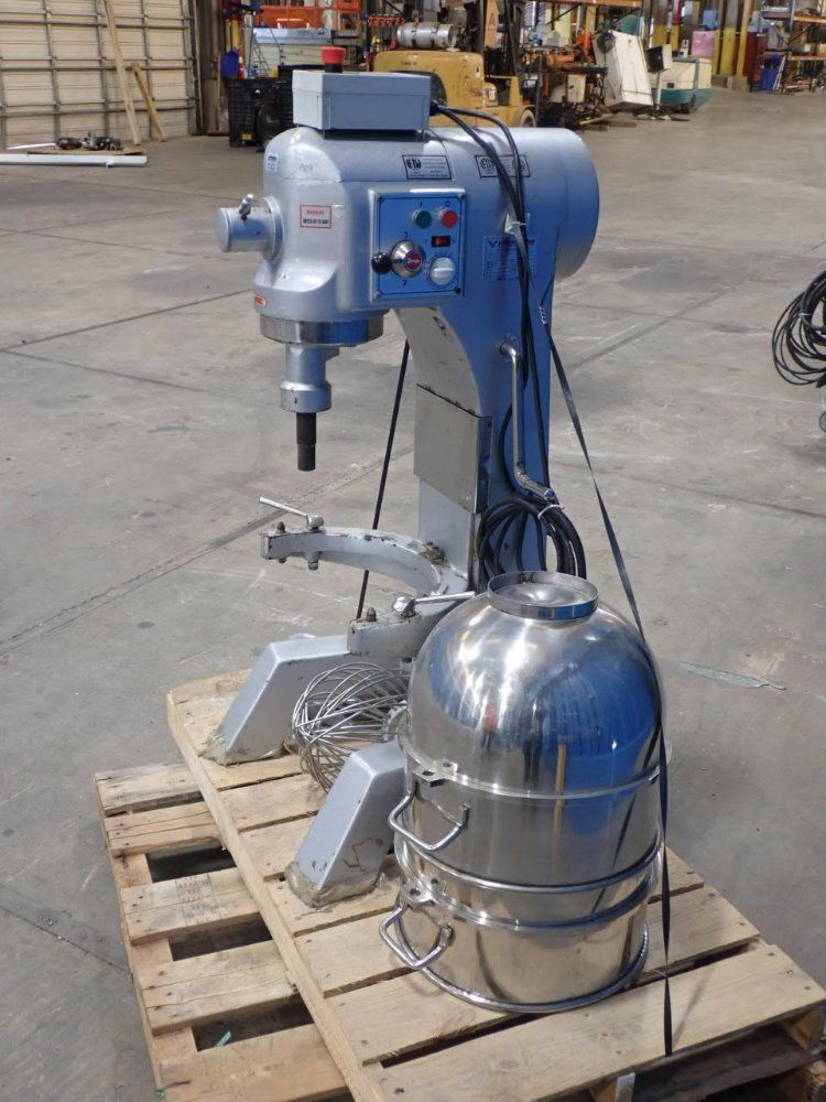 American Eagle Food Machinery 16" Commercial Dough Mixer - Ae-40p