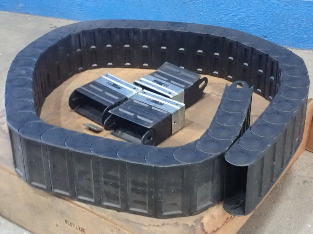 Gortube Nylatube 30"x 7 1/2" X 30"h Track Cable Carrier