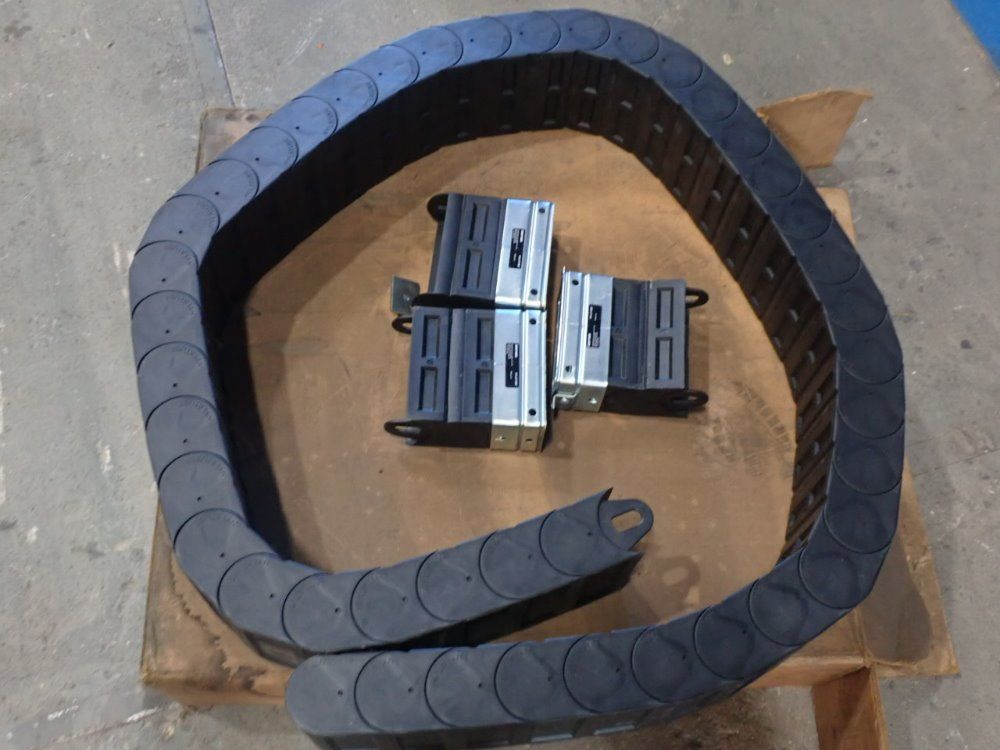 Gortube Nylatube 30"x 7 1/2" X 30"h Track Cable Carrier