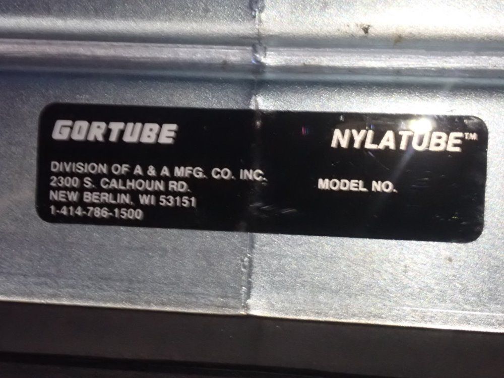 Gortube Nylatube 30"x 7 1/2" X 30"h Track Cable Carrier