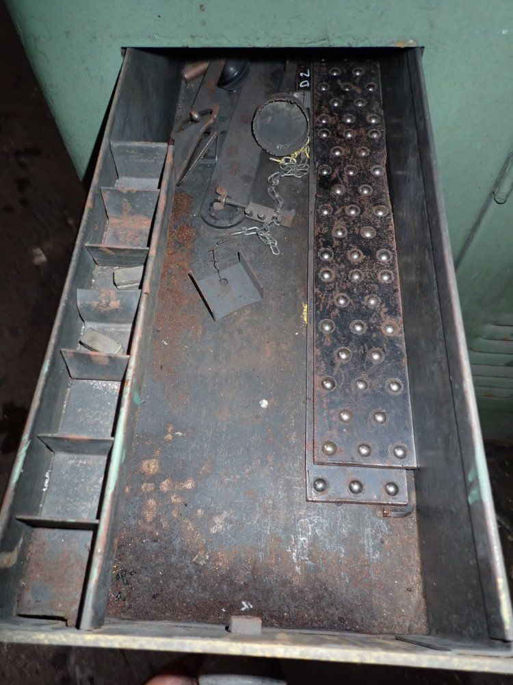 Grob Brothers Vertical Band Saw