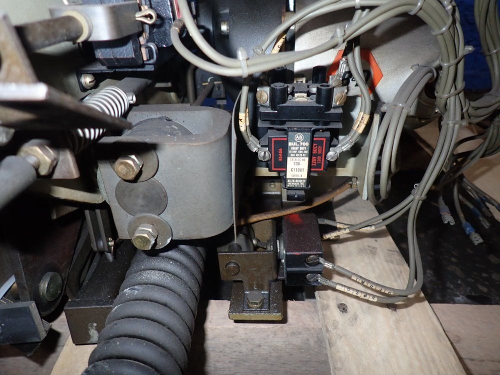 Allis-chalmers Circuit Breaker