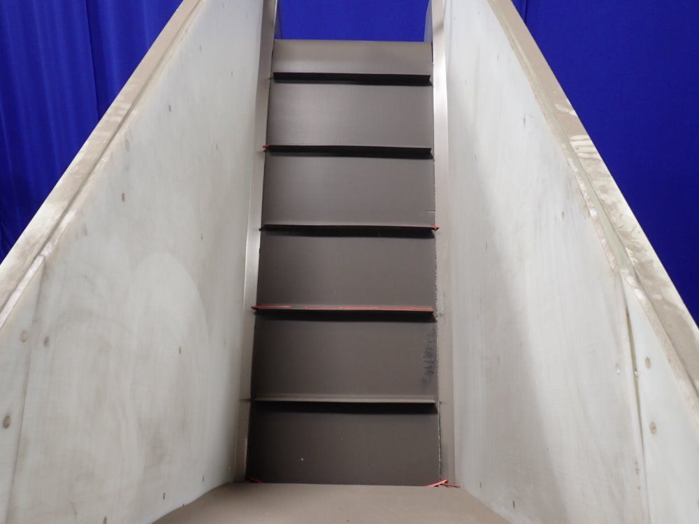 Service Engineering Inc. Incline Chip Conveyor