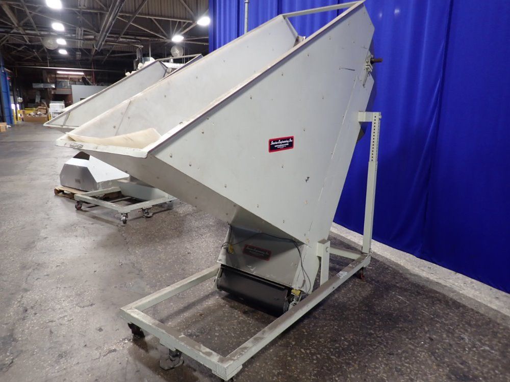 Service Engineering Inc. Incline Chip Conveyor