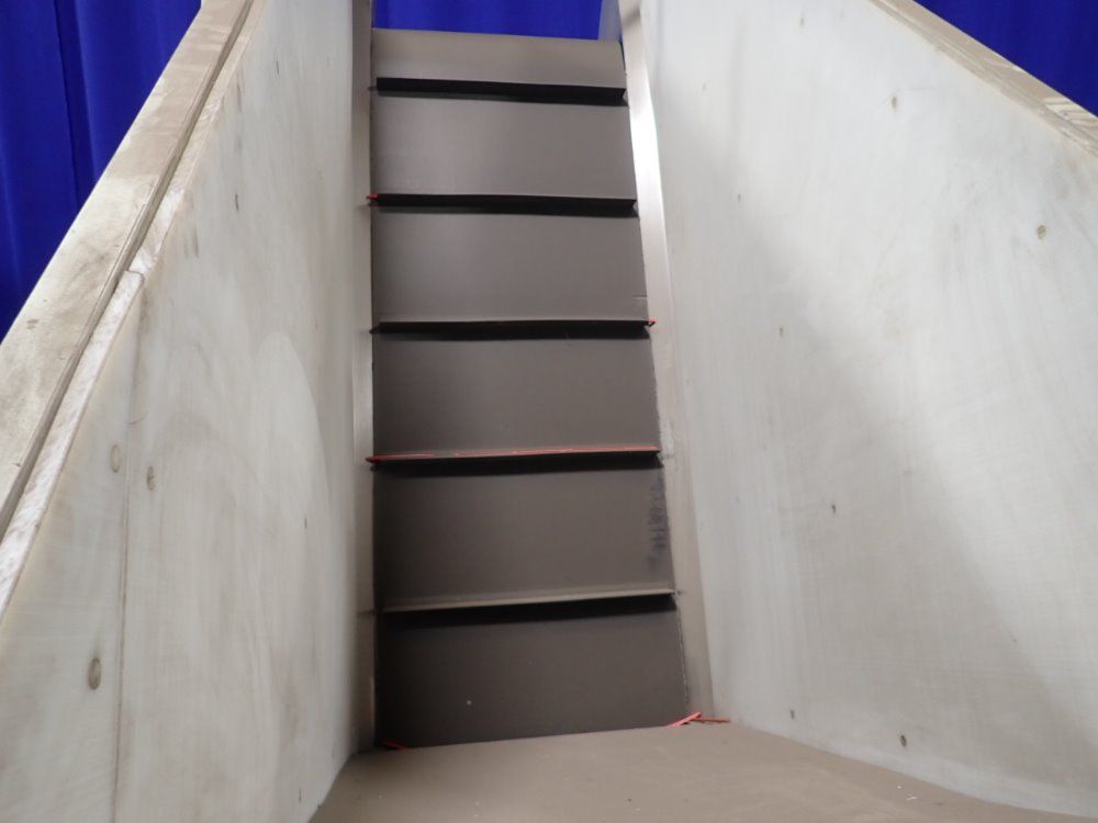 Service Engineering Inc. Incline Chip Conveyor