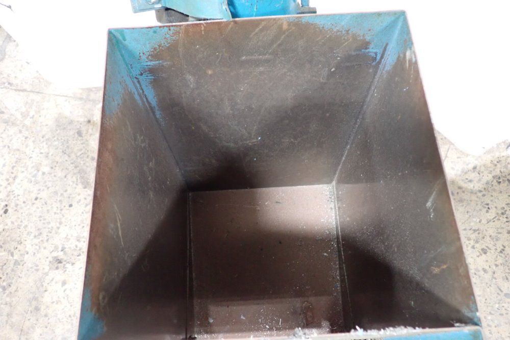 Fmc Syntron Magnetic Vibratory Supply Hopper