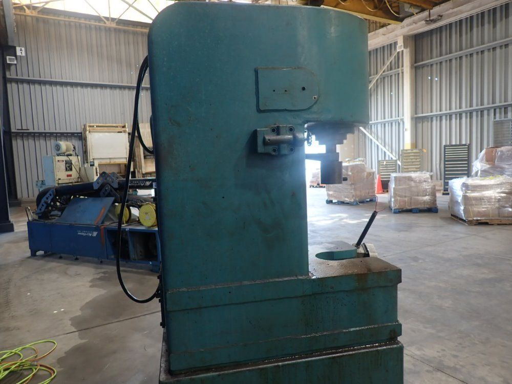 Denison Multipress - M8c08616a72a71a5