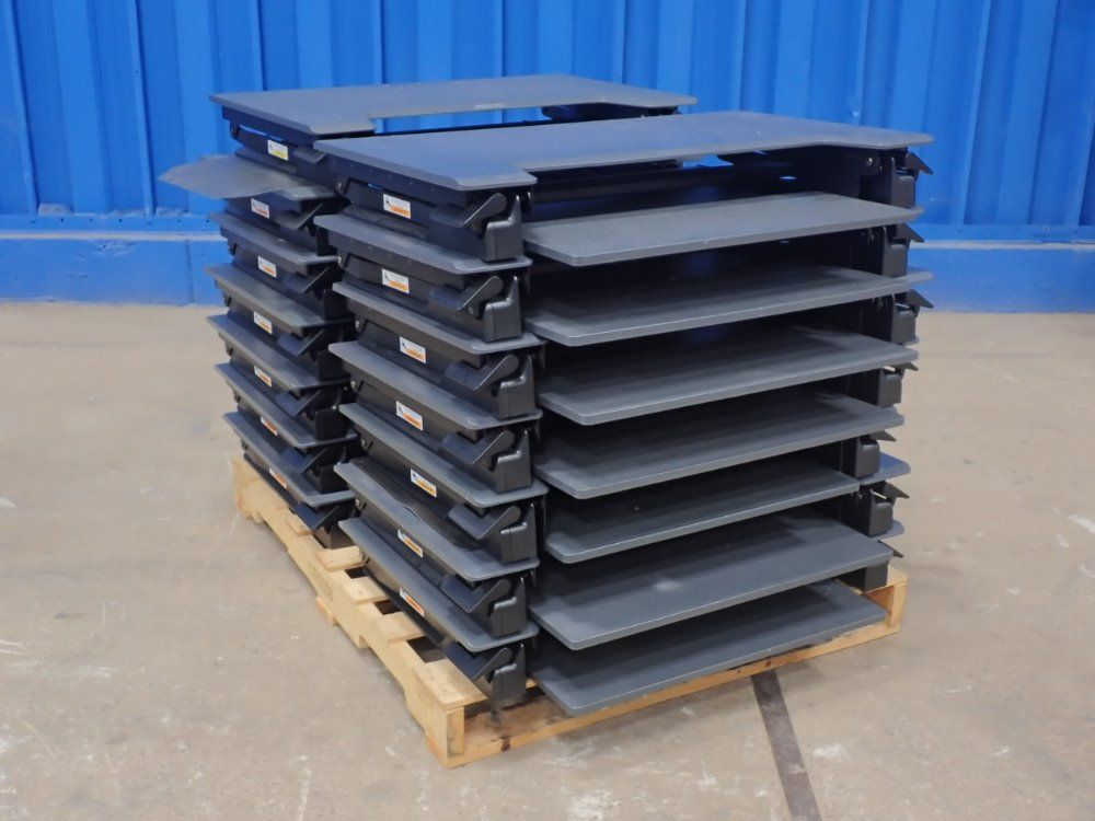 Ergotron 18"x34"w Riser Work Station