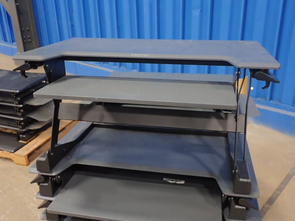 Ergotron 18"x34"w Riser Work Station