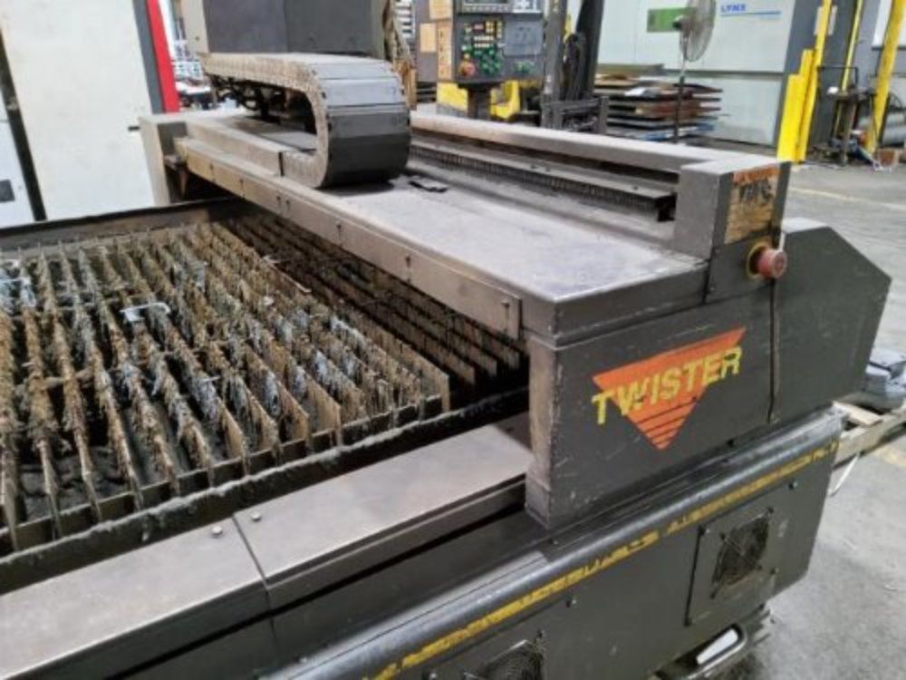 Komatsu Tfp 3051 Plasma Cutting System - Tfp 3051