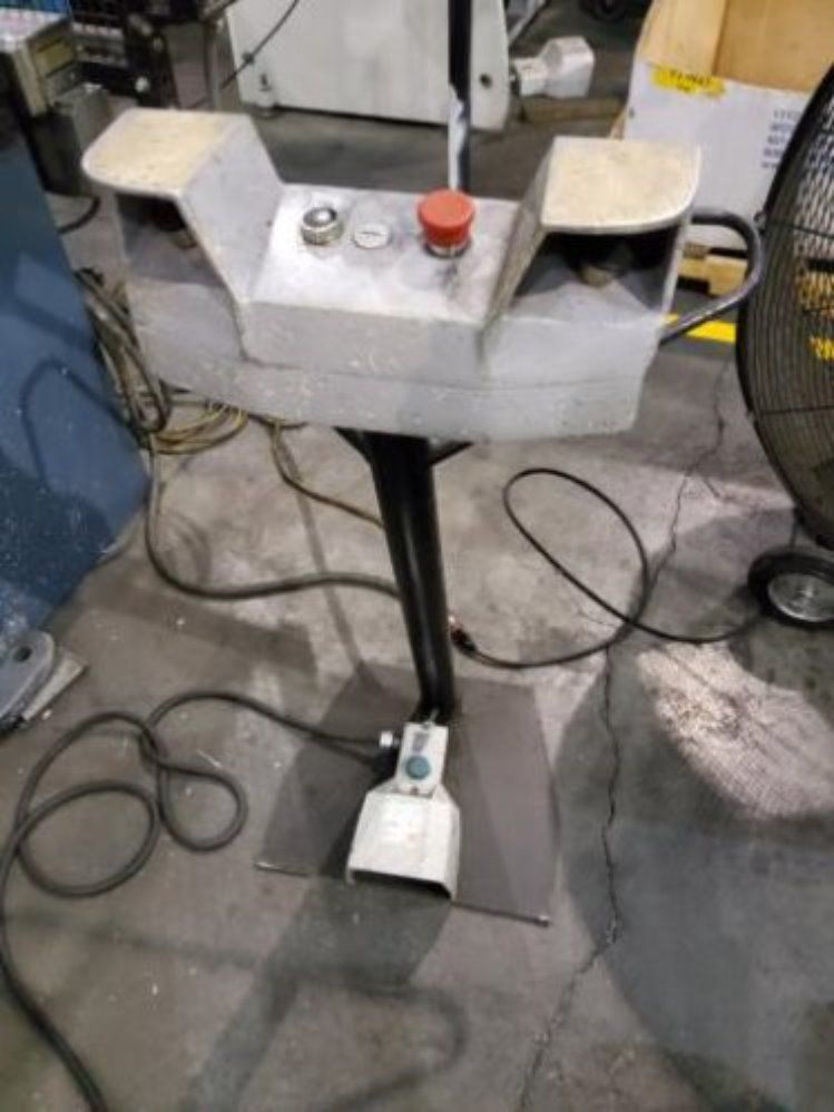 Durma 159" X 176 Ton Type E 40160 5-axis Press Brake - Type E 40160