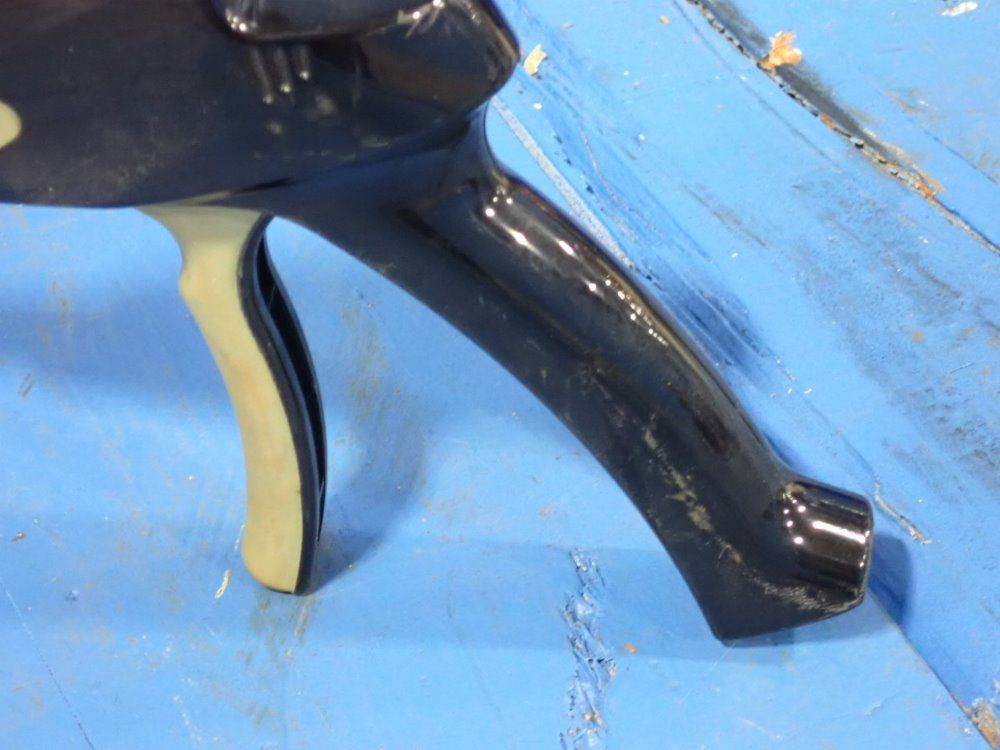 Arc Mate Claw Grabbing Tool