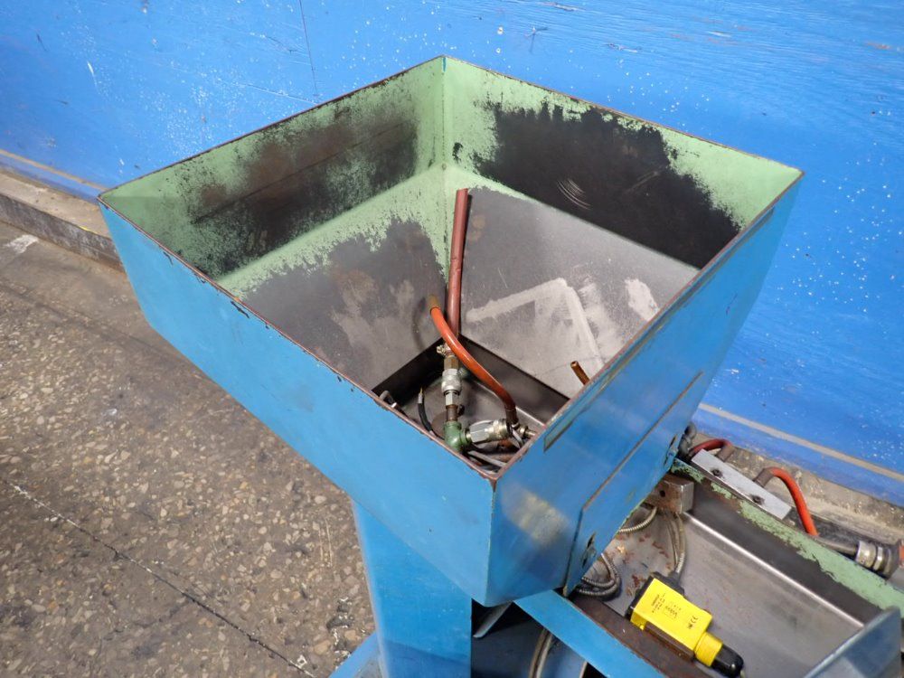 American Aprox 20" Bowl Feeder