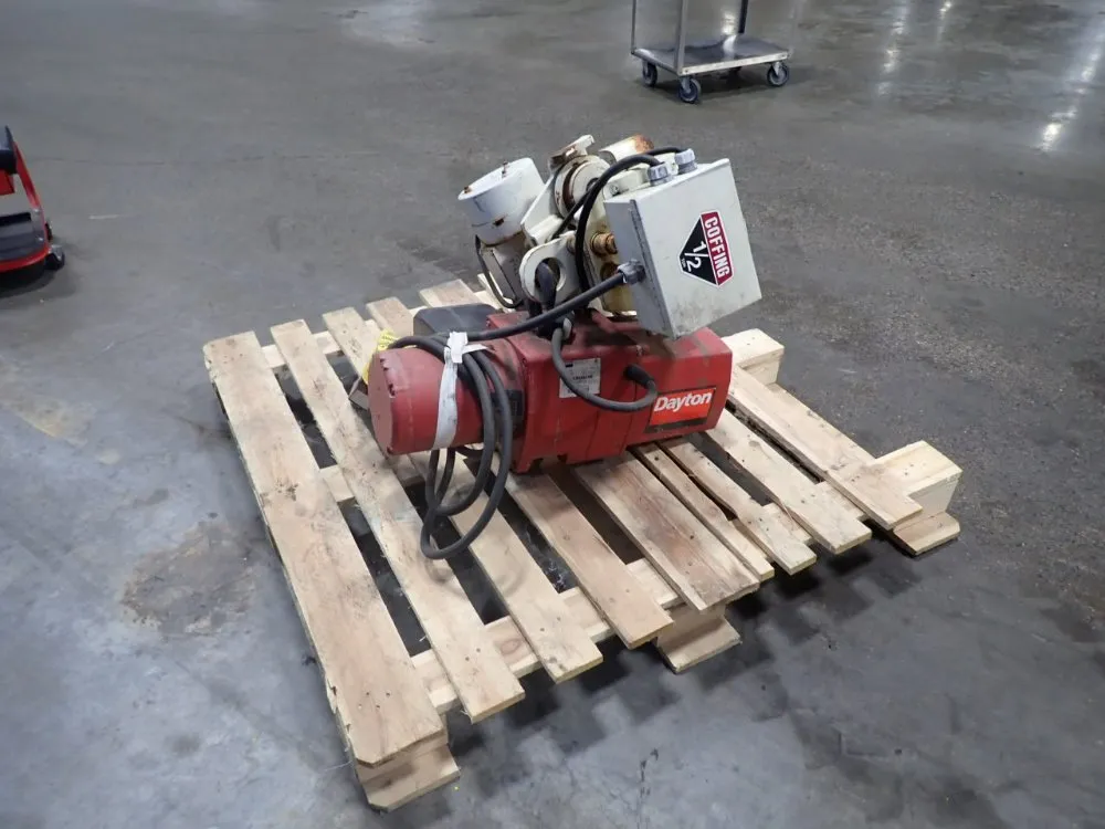 Dayton 1 Hp 1/2 Ton Electric Chain Hoist - 3yb90
