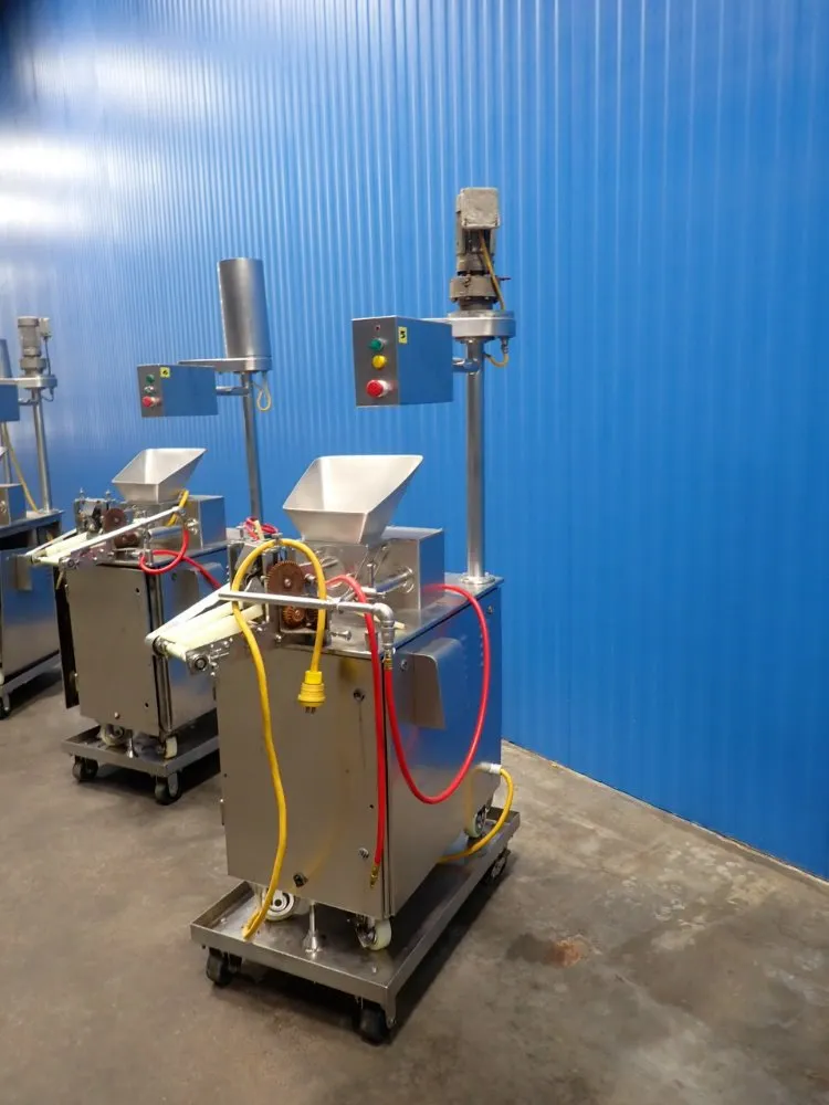 Anko 1/2 Empanada Machine - Dm00127