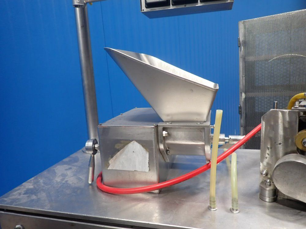 Anko 1/2 Empanada Machine - Dm00127